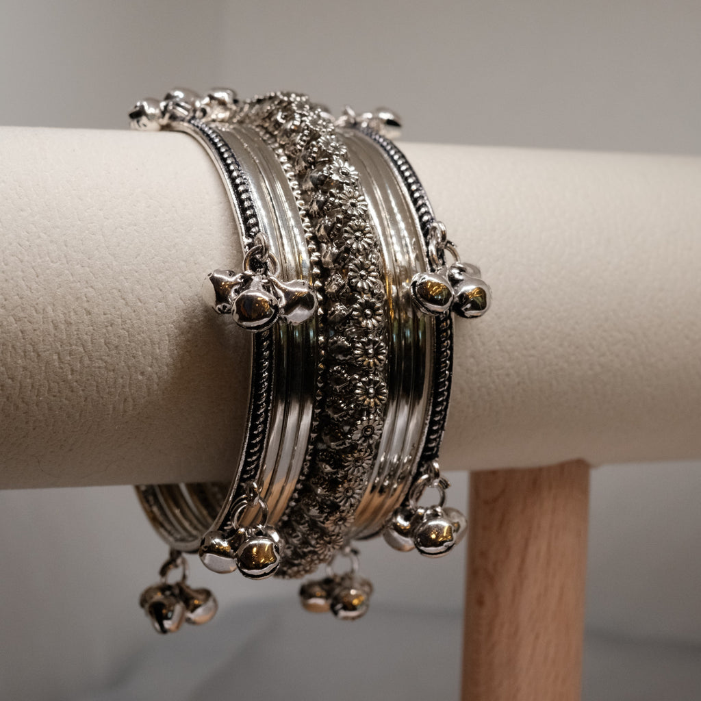 Kashvi x Jhanvi Stack (Set of 18)