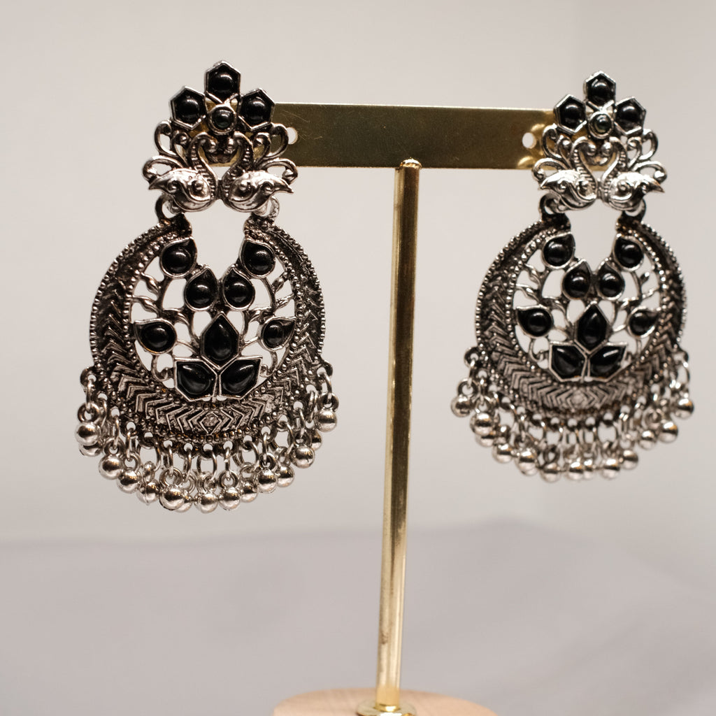 Kumud Earrings