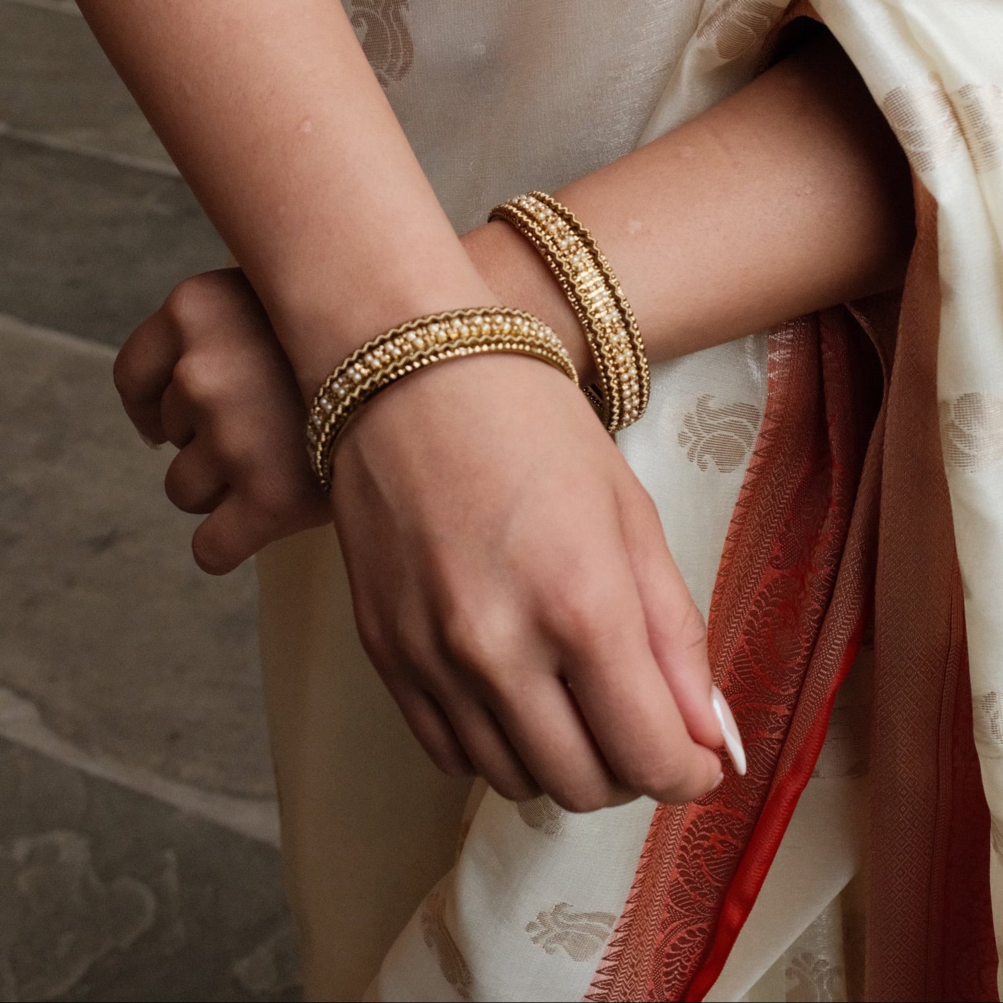 Noorani Pearl Bangles (Set of 2)