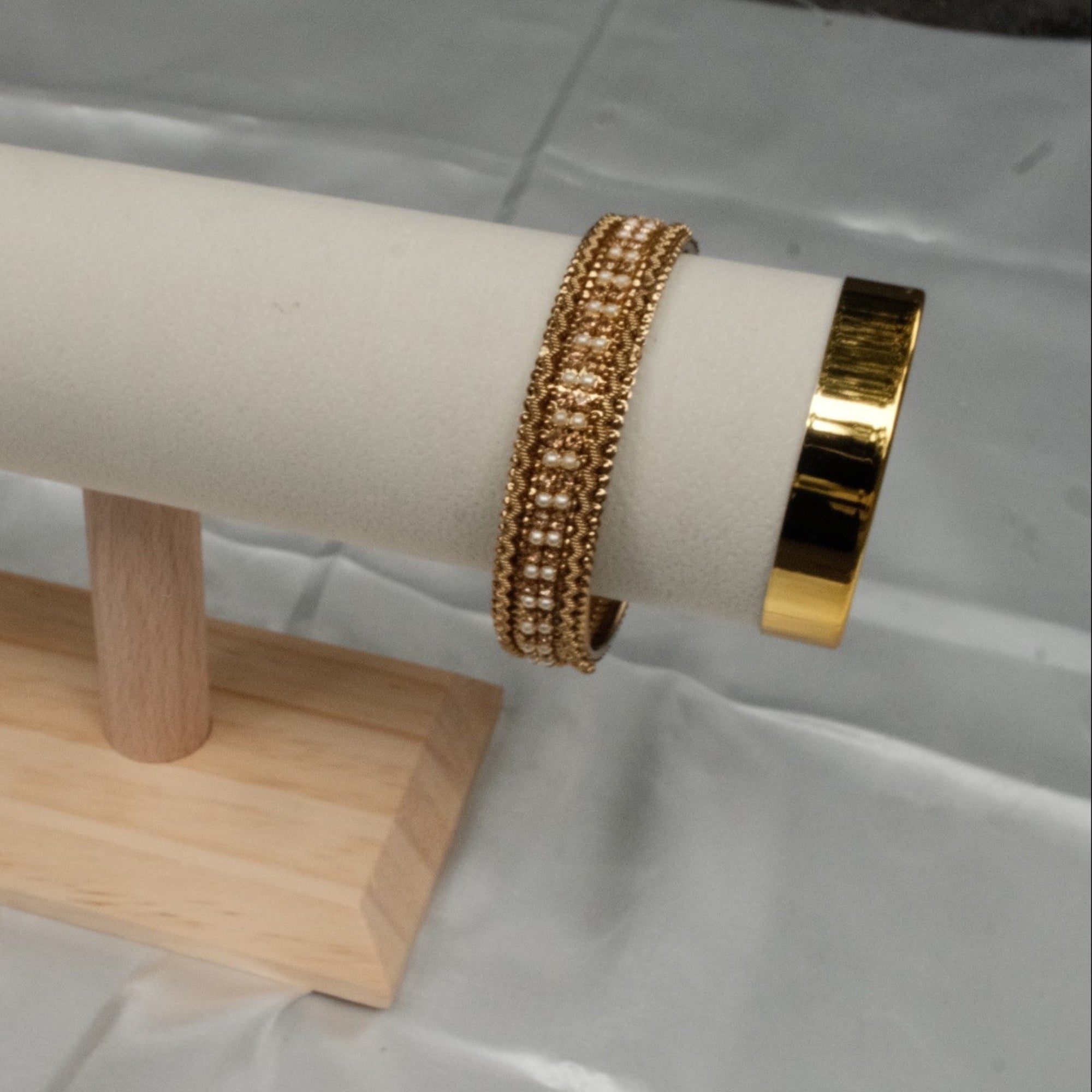 Noorani Pearl Bangles (Set of 2)