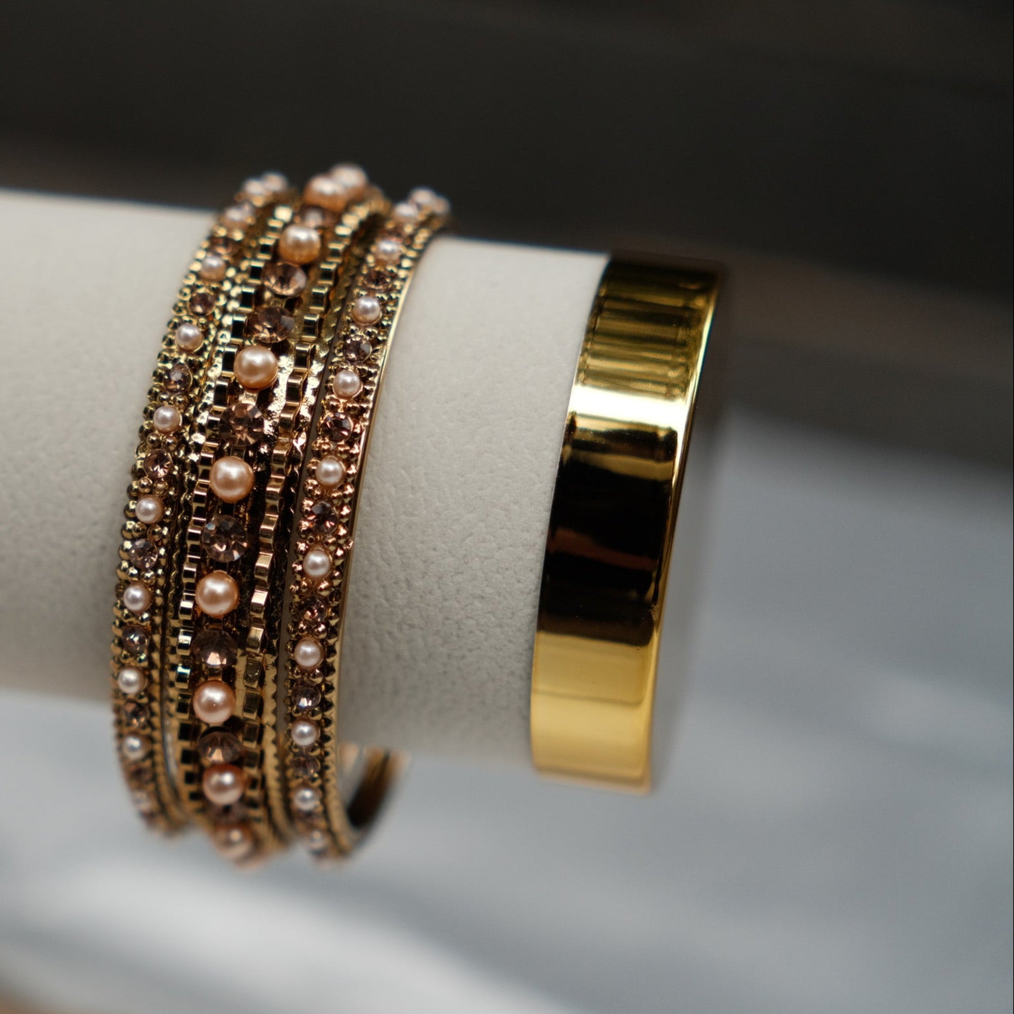 Vaira Stack Bangles (Set of 6)
